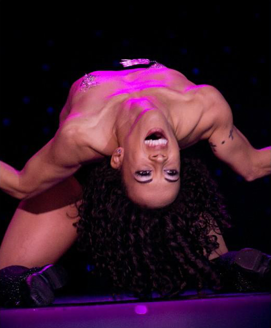 Lux la Croix, courtesy of LA Burlesque.